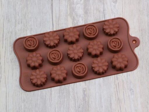 3 Type Flower Shape Silicone Chocolate Mold 1