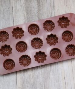 3 Type Flower Shape Silicone Chocolate Mold 2.jpg